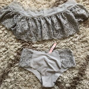 Victoria’s Secret lace bralette set